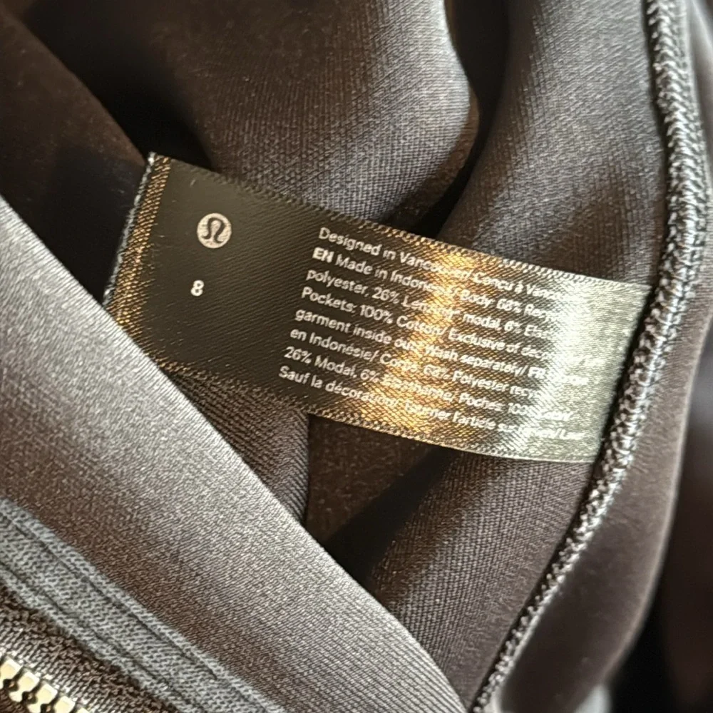 Lululemon Ribbed Softstreme Long Sleeve Romper Shorts‎ Zipper Pockets Black Sz 8